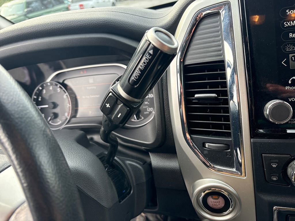 Used 2021 Nissan Titan SV w/ SV Convenience Package image 27