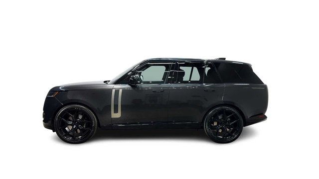 Used 2023 Land Rover Range Rover SE image 1