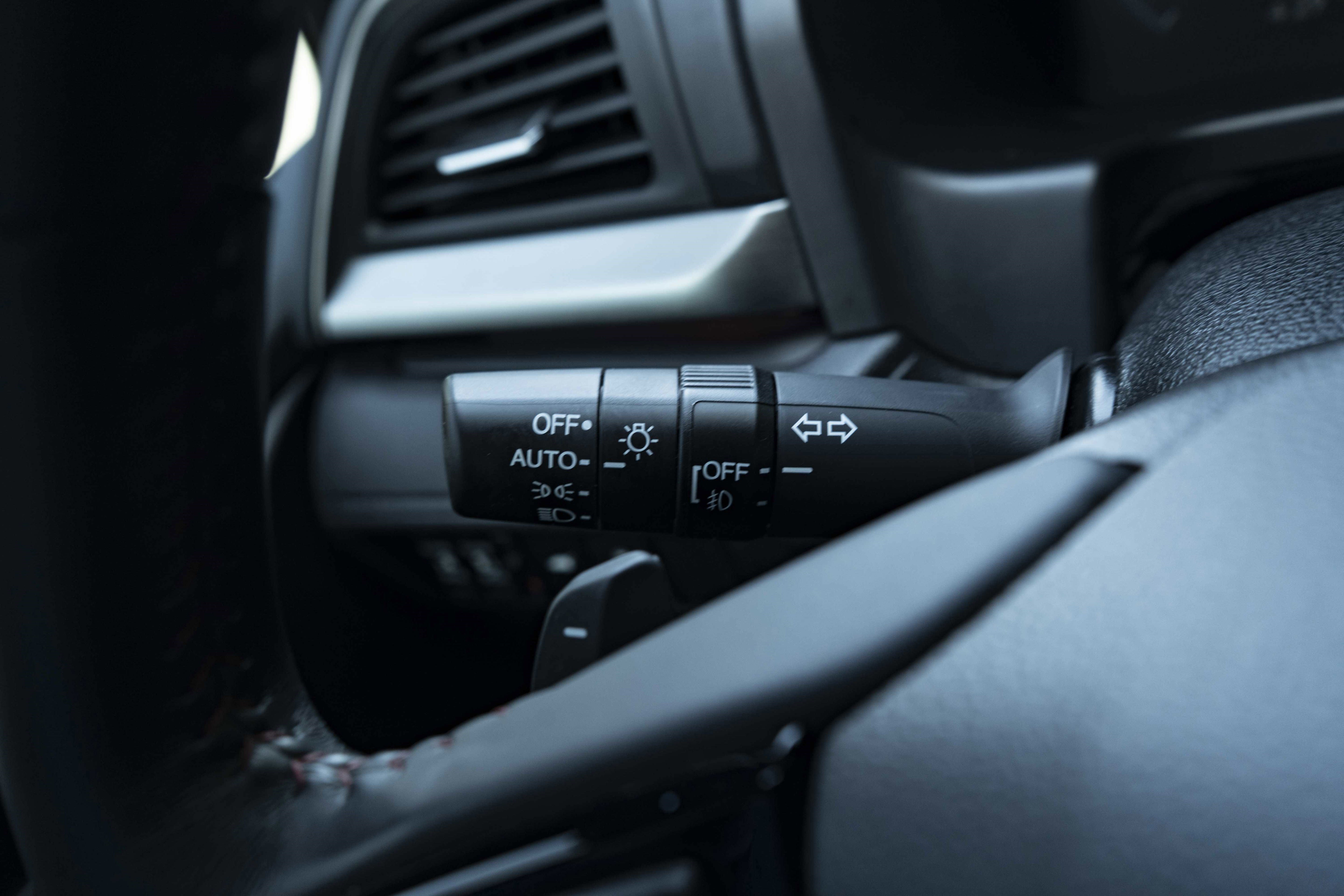 Used 2025 Honda Odyssey Sport-L image 24