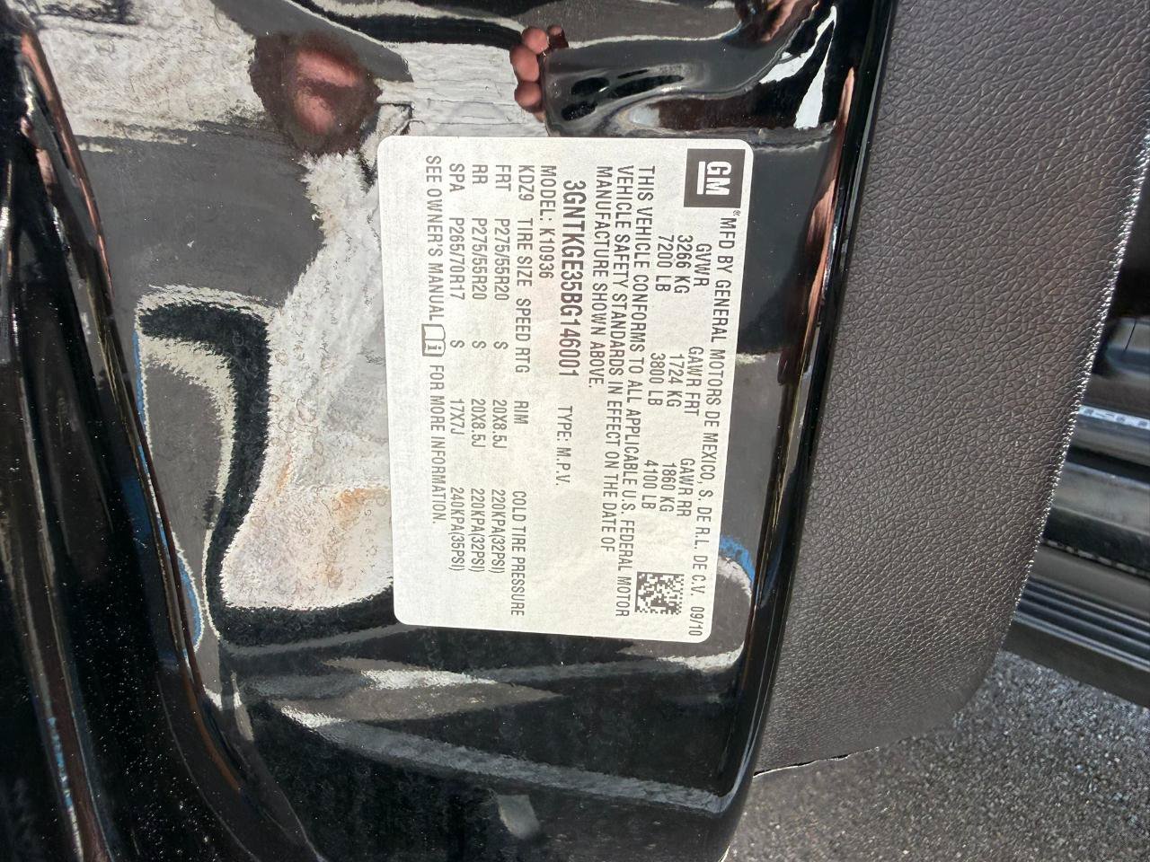 Used 2011 Chevrolet Avalanche LTZ AWD/4WD image 36
