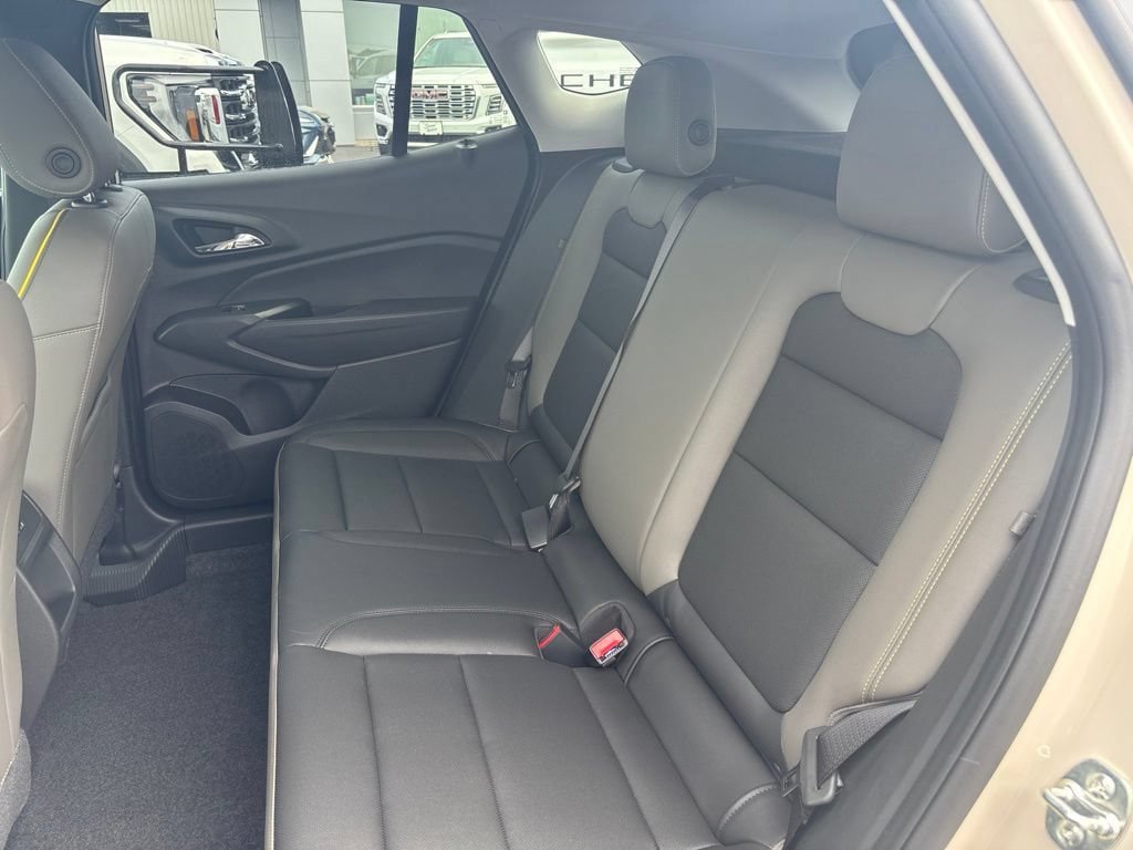 New 2026 Chevrolet Trax ACTIV w/ Driver Confidence Package FWD image 6