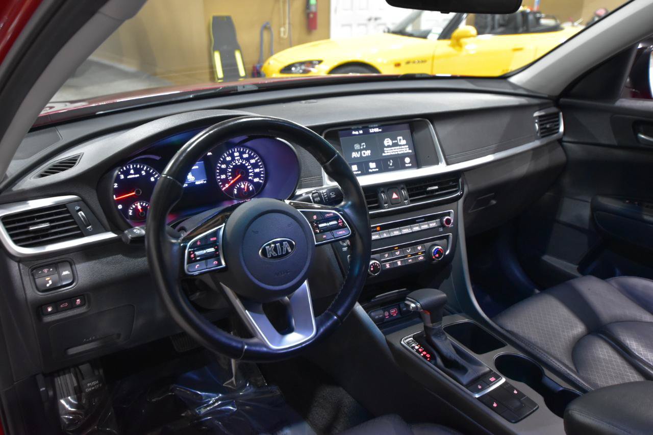 Used 2020 Kia Optima SE FWD image 13