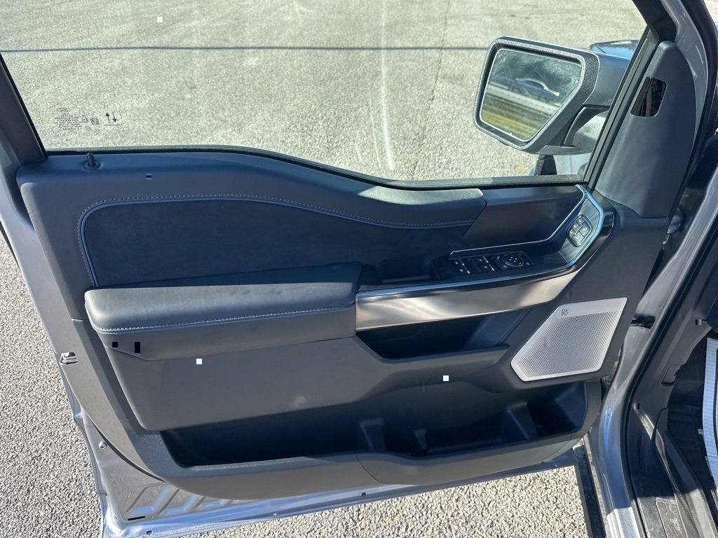 New 2025 Ford F150 Platinum w/ Equipment Group 702A High AWD/4WD image 24