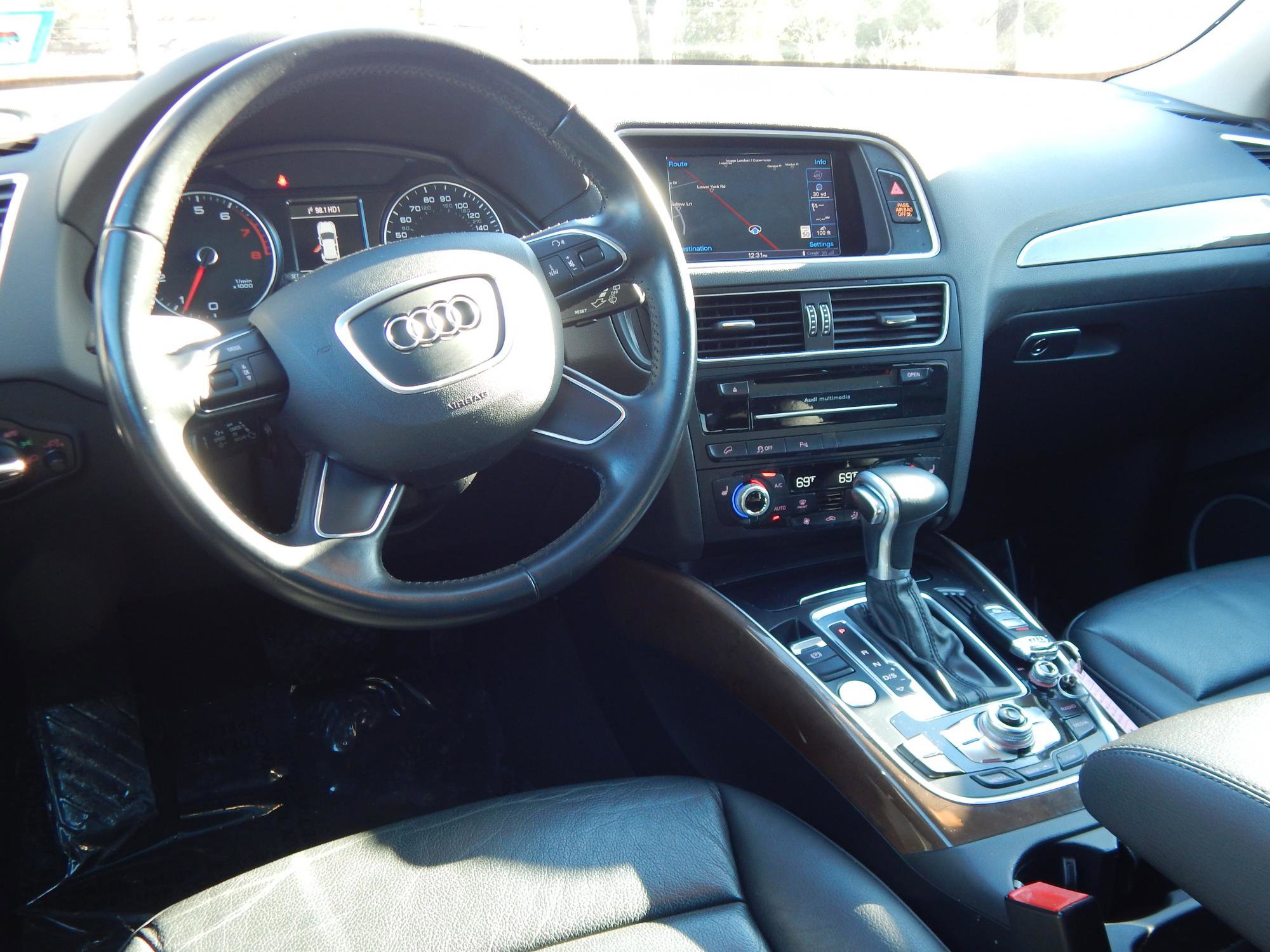 Used 2017 Audi Q5 2.0T Premium Plus w/ Technology Package image 27