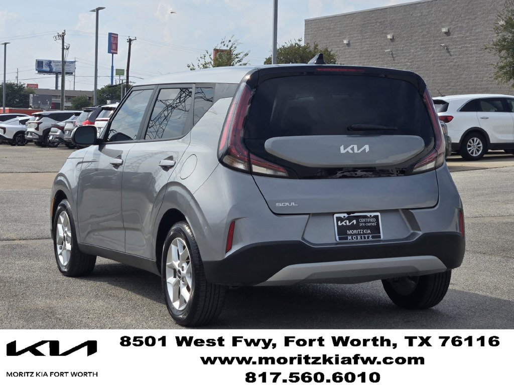 Certified 2024 Kia Soul LX w/ Option Group 015 FWD image 4