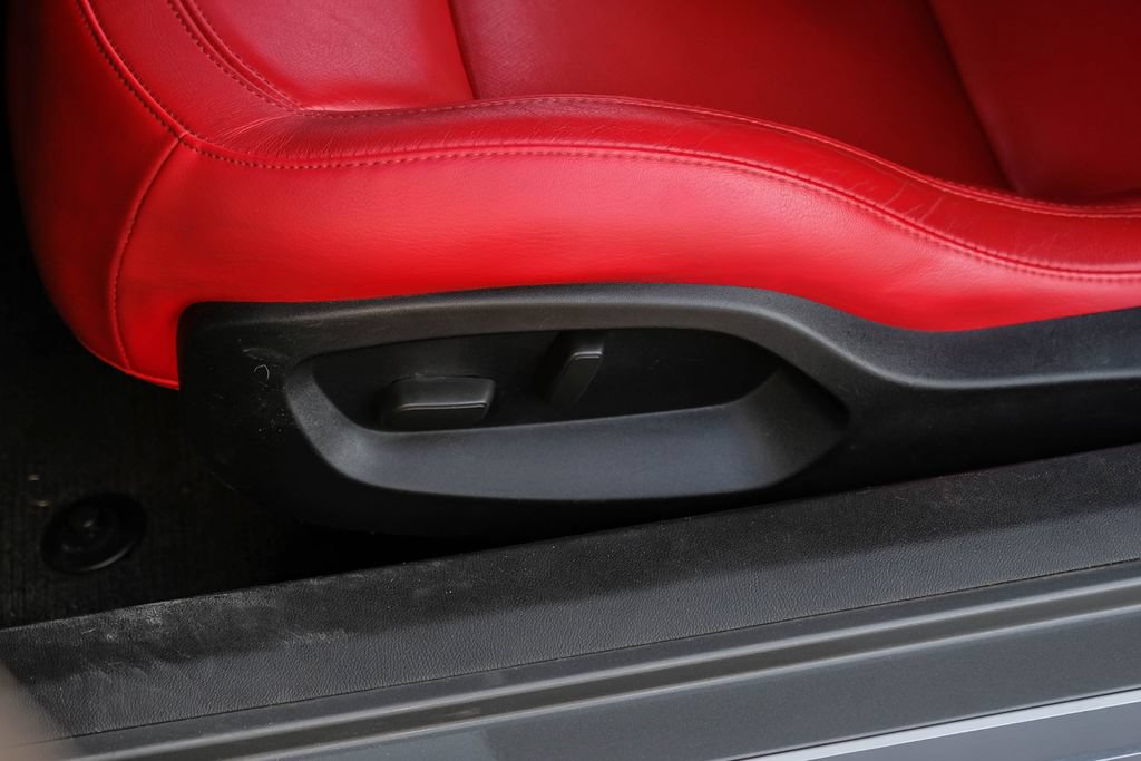 Used 2016 Chevrolet Corvette Stingray Coupe RWD image 42