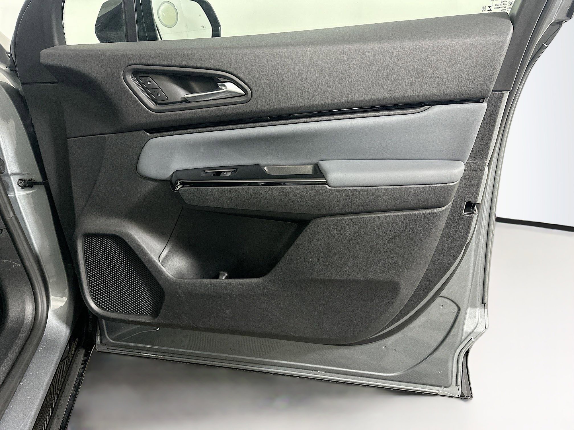 Used 2025 Honda Prologue Touring image 35