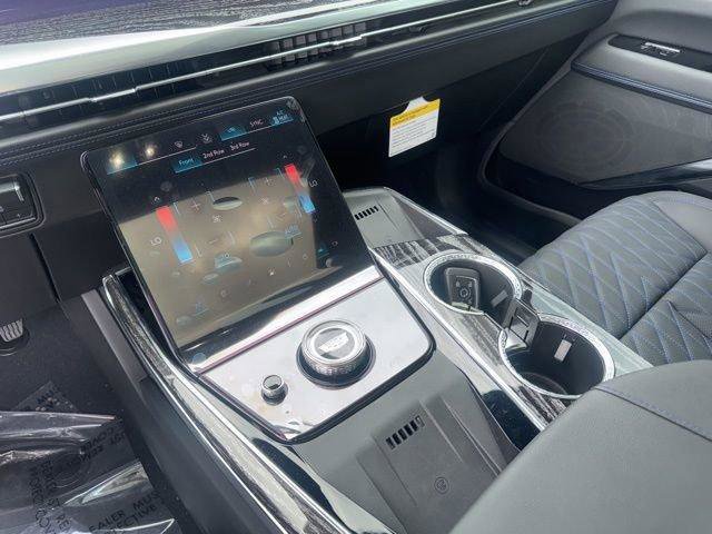 New 2025 Cadillac Escalade IQ Luxury 1 w/ Smart Trailering package image 11