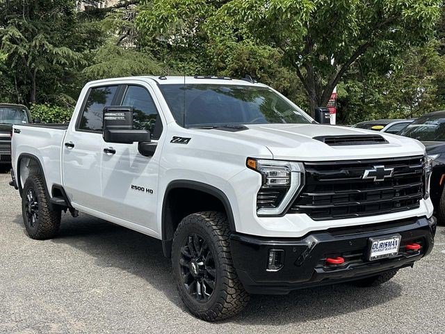 New 2026 Chevrolet Silverado 2500 LT w/ Trail Boss Package AWD/4WD video 1