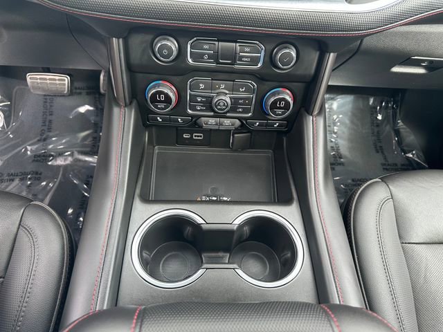 Used 2022 Chevrolet Suburban RST image 18