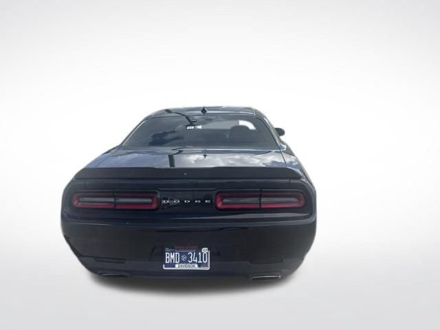 Used 2020 Dodge Challenger SXT RWD image 12