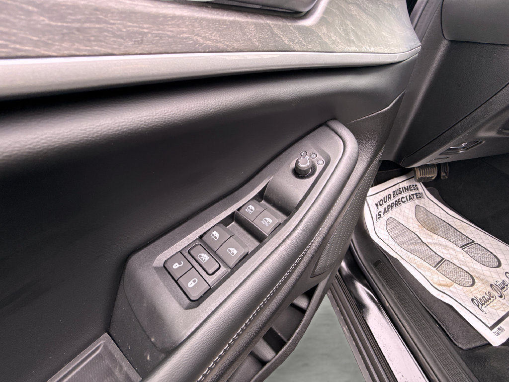 New 2026 Jeep Grand Cherokee Altitude AWD/4WD image 12