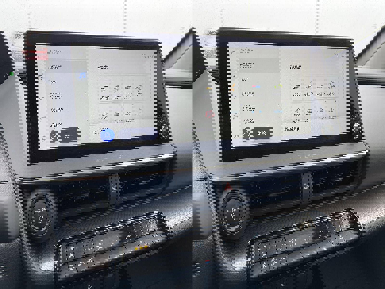 Used 2025 Toyota Prius XLE image 25