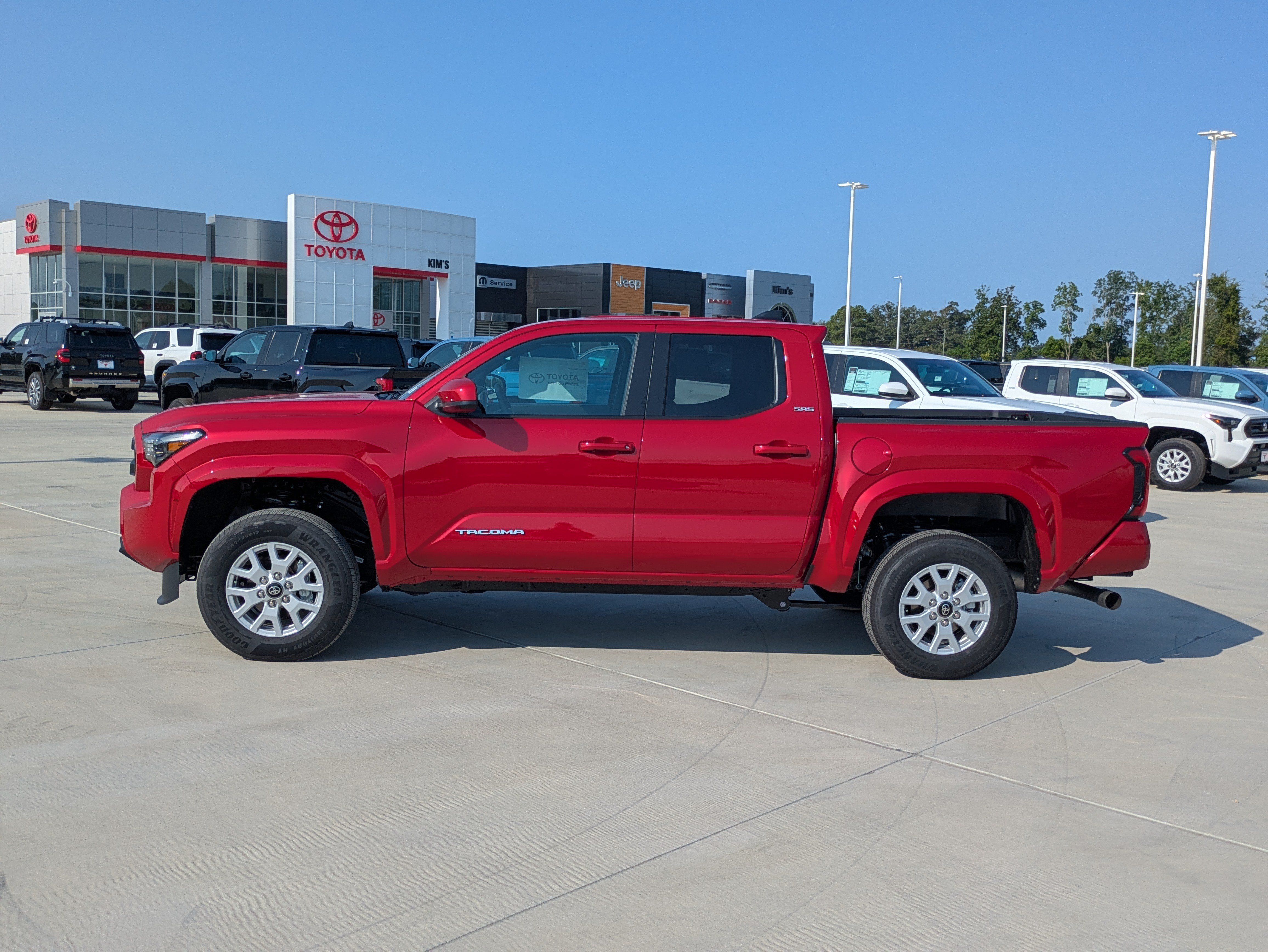 New 2026 Toyota Tacoma SR5 AWD/4WD image 2