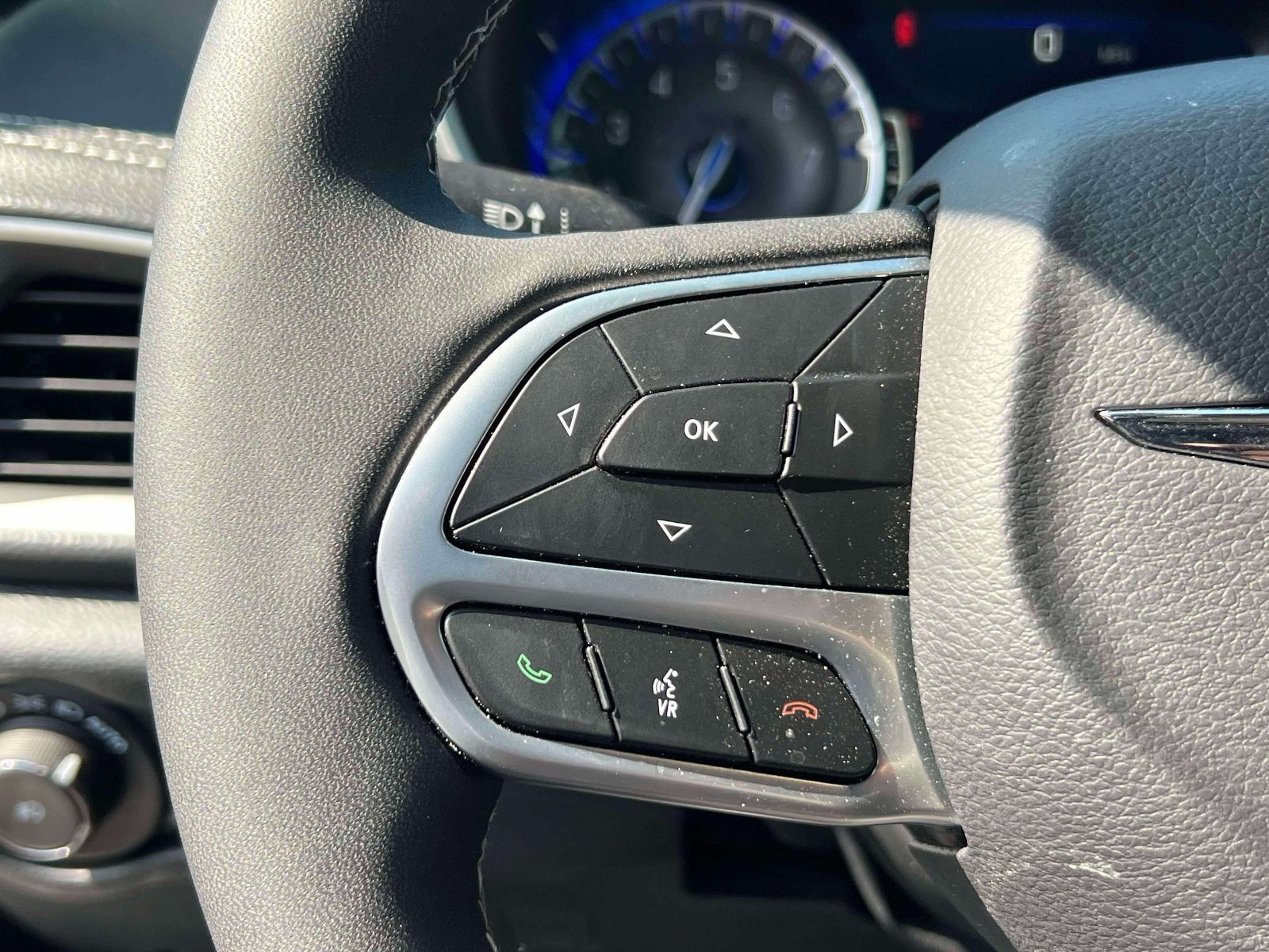 Used 2026 Chrysler Pacifica Select FWD image 21