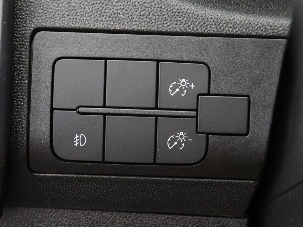 New 2024 RAM ProMaster 2500 w/ Premium Convenience Group image 22