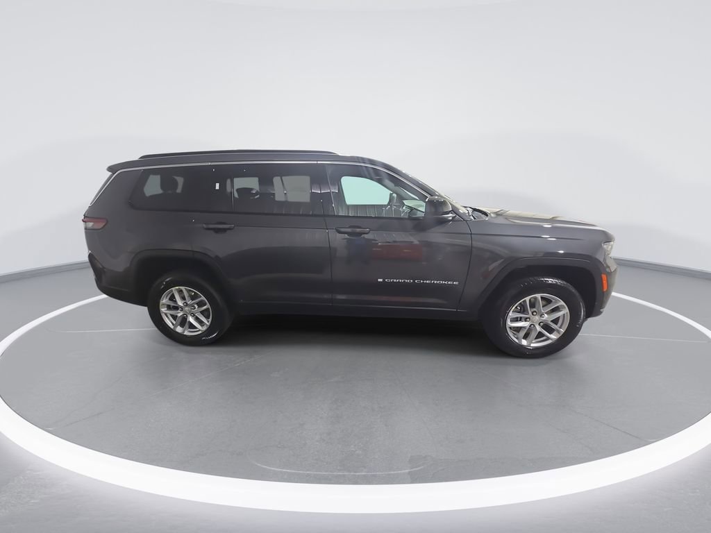 New 2025 Jeep Grand Cherokee L Laredo image 9
