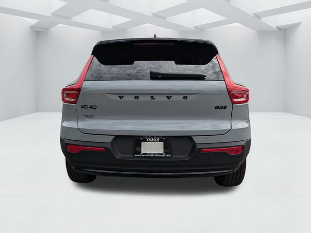 New 2026 Volvo XC40 B5 Ultra w/ Protection Package Premier AWD/4WD image 5