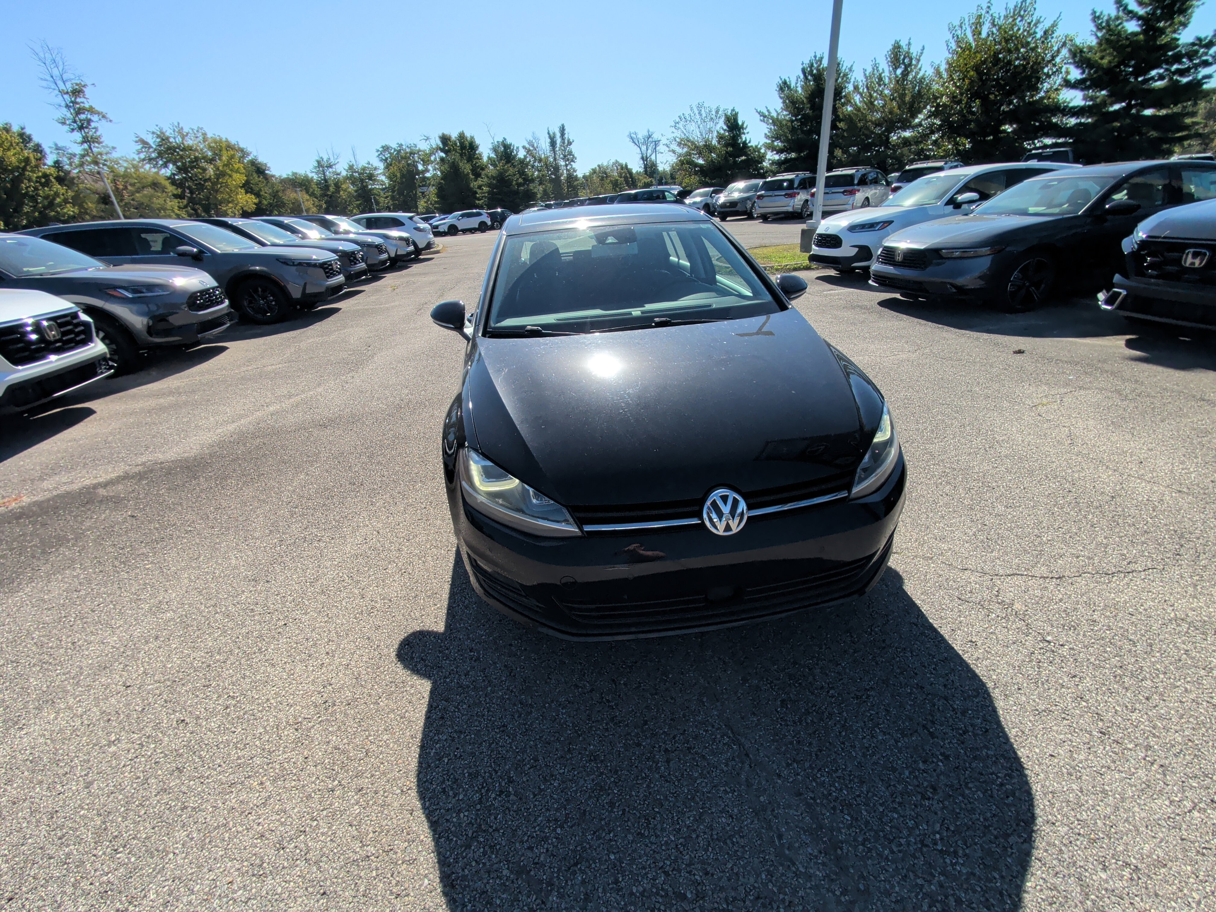 Used 2016 Volkswagen Golf S FWD image 11