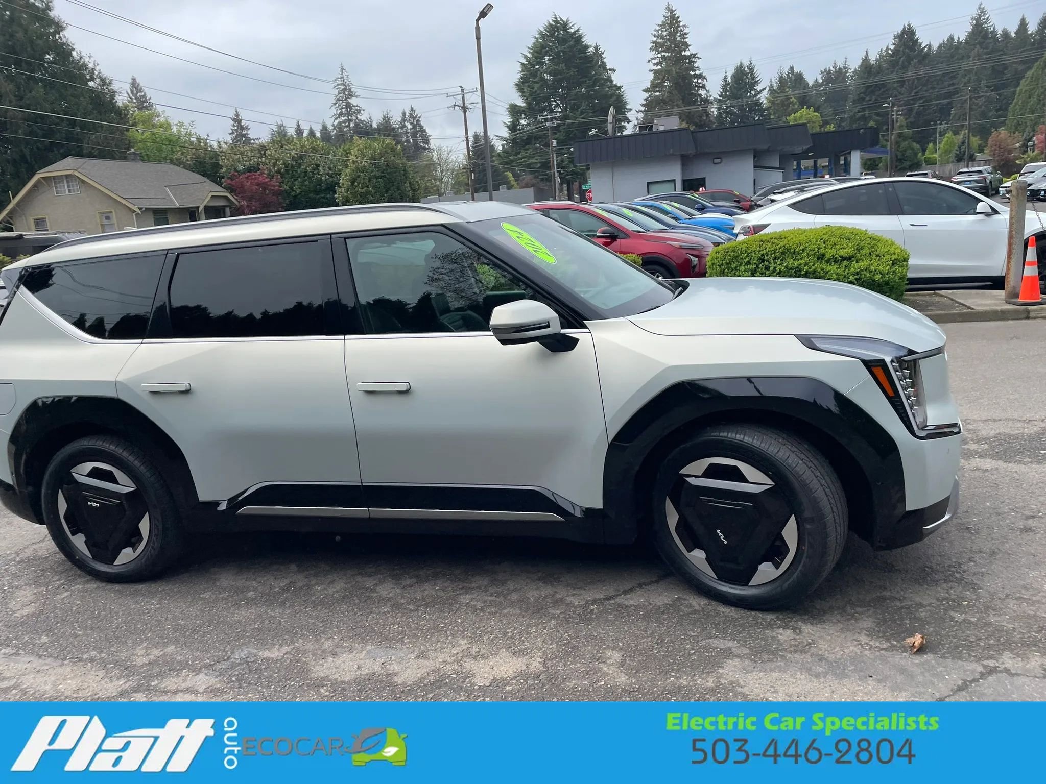 Used 2024 Kia EV9 Land image 13