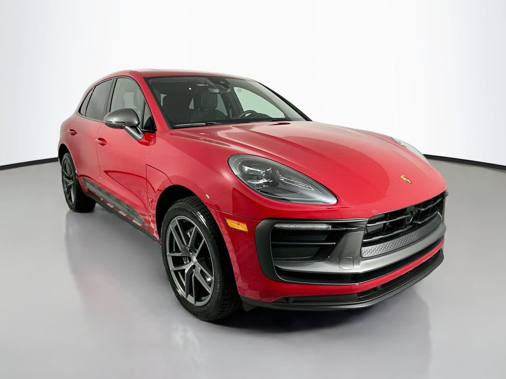 Certified 2026 Porsche Macan Turbo AWD/4WD image 7