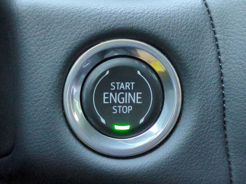 Used 2021 Chevrolet Tahoe RST w/ Luxury Package image 30