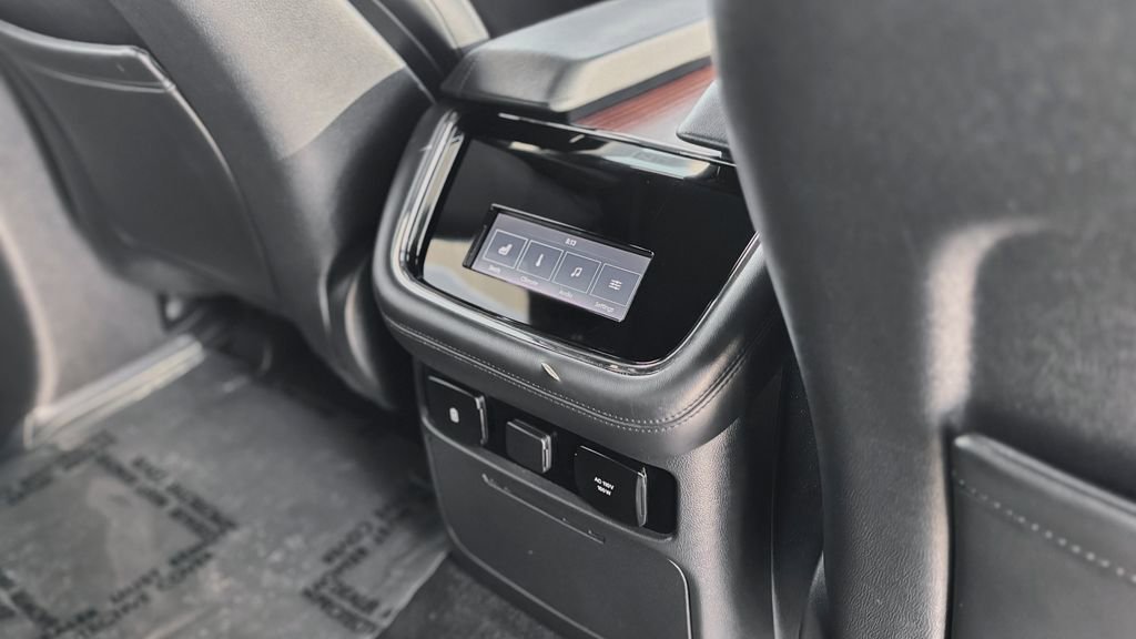 Used 2024 Lincoln Navigator L 4WD image 22