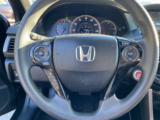 Used 2017 Honda Accord EX image 19