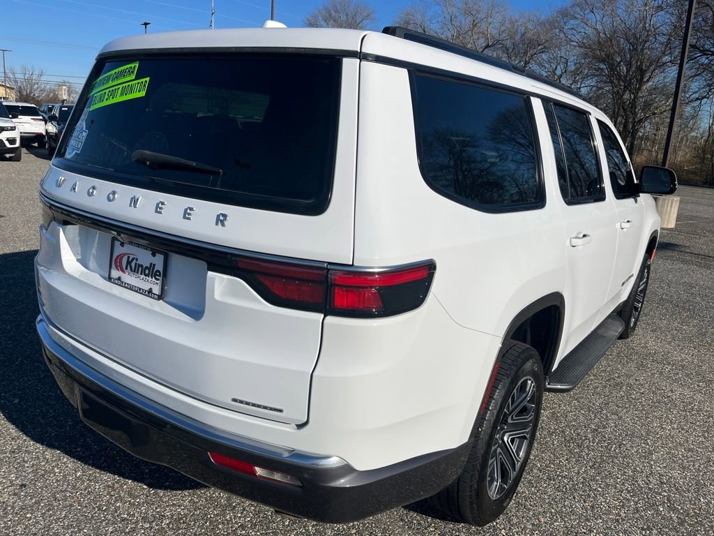 Used 2022 Jeep Wagoneer Series III w/ Flexible Seating Group image 32