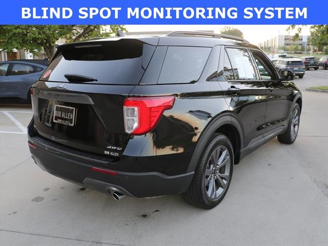 Used 2022 Ford Explorer XLT w/ Equipment Group 202A image 10