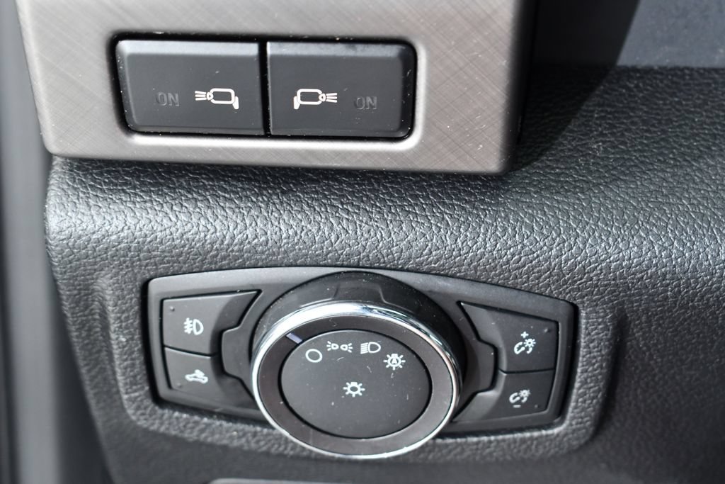 Used 2018 Ford F150 Limited AWD/4WD image 32