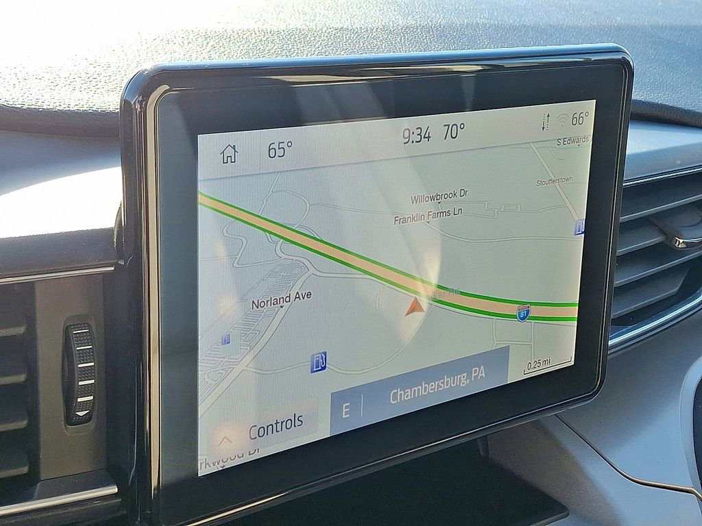 Certified 2023 Ford Explorer XLT w/ Equipment Group 202A image 18