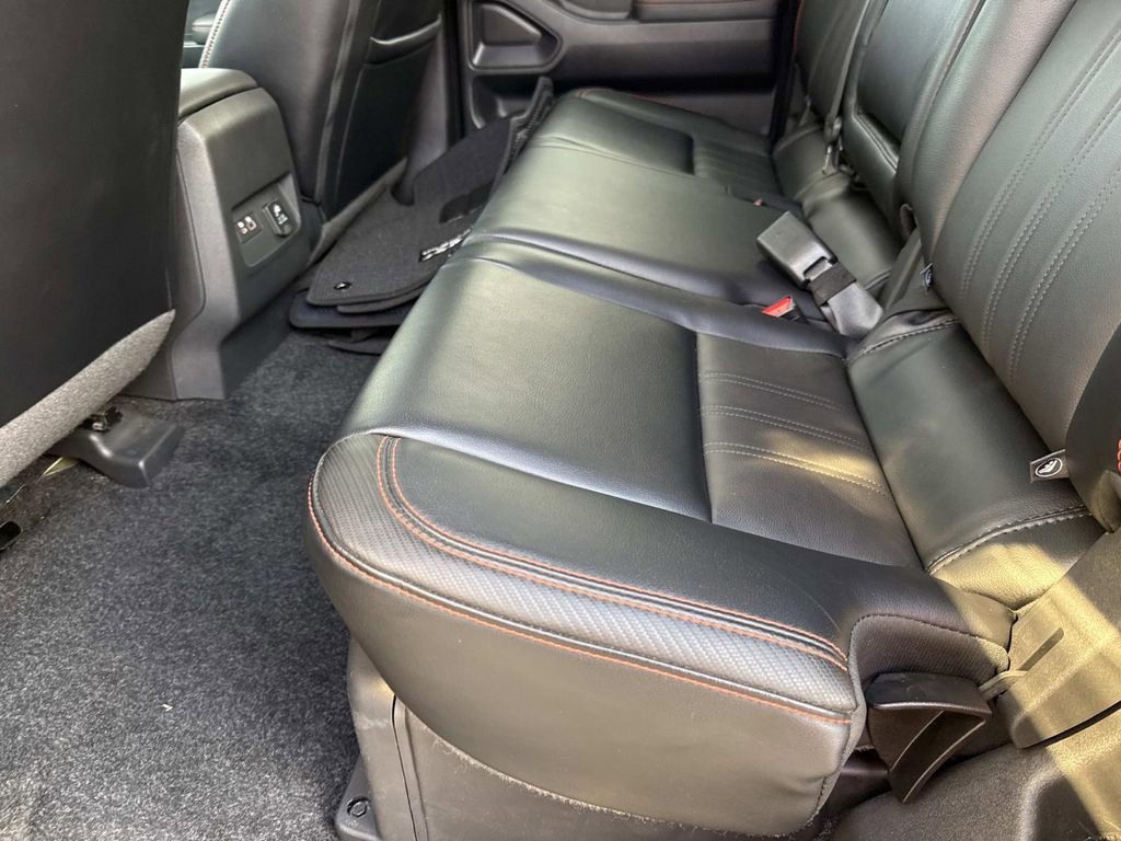 Used 2024 Nissan Frontier PRO-4X w/ Pro Premium Package image 17
