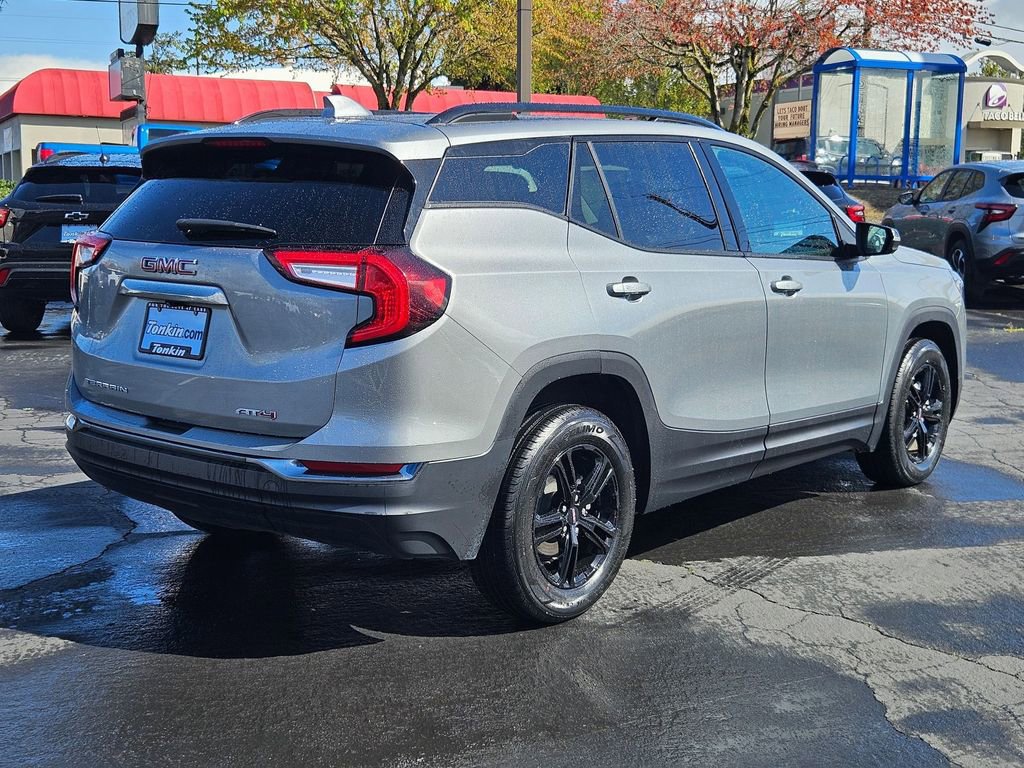 Used 2023 GMC Terrain AT4 AWD/4WD image 6