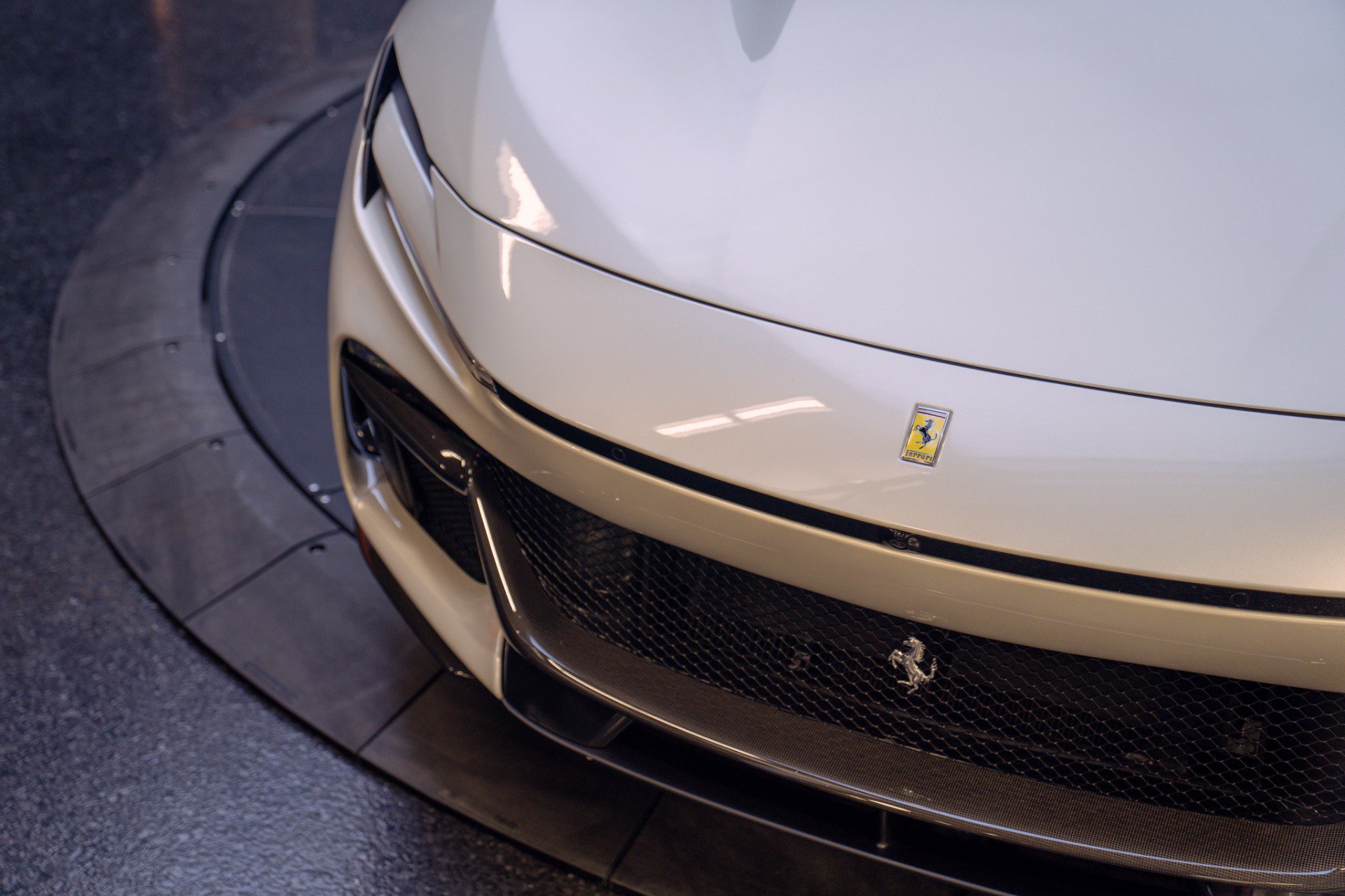 Used 2025 Ferrari Purosangue AWD/4WD image 14