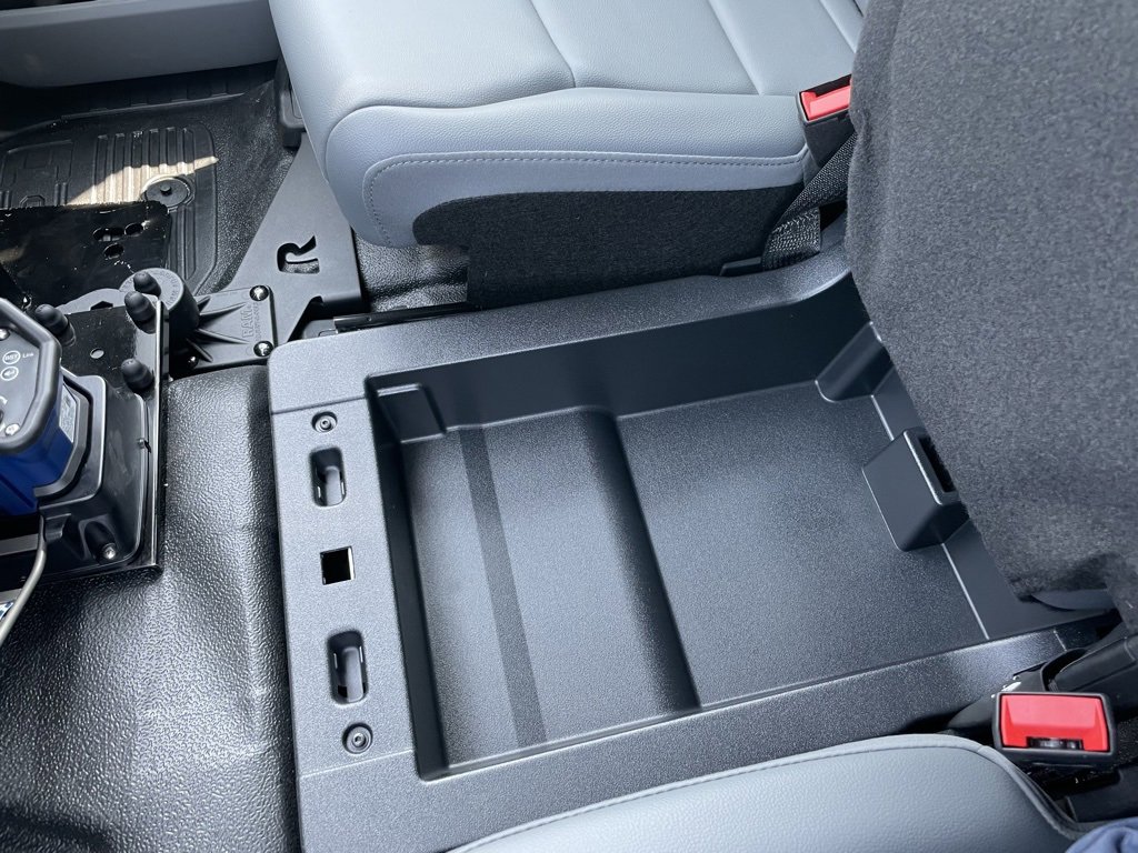 New 2025 Ford F550 4x4 SuperCab Super Duty image 57