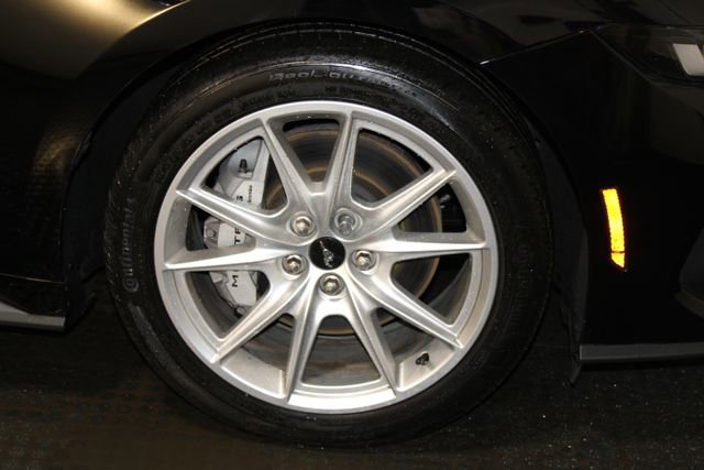Used 2025 Ford Mustang GT Premium image 38