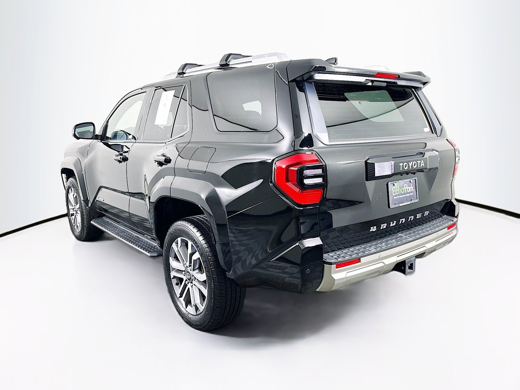 Used 2026 Toyota 4Runner Limited AWD/4WD image 5