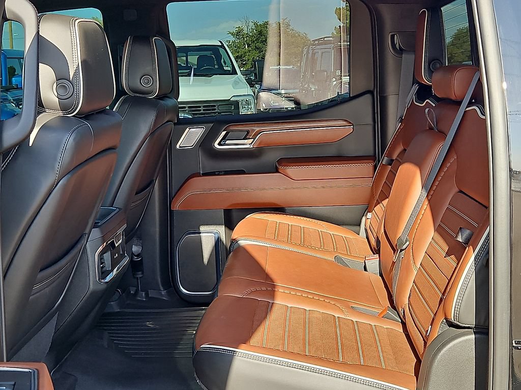 Used 2024 GMC Sierra 1500 Denali Ultimate AWD/4WD image 16