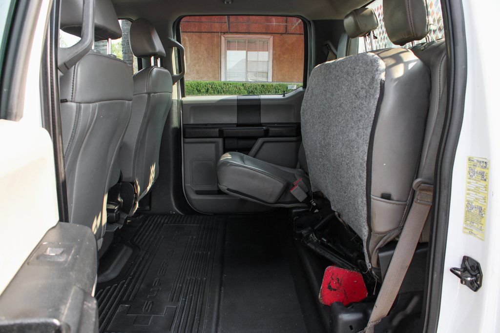 Used 2019 Ford F550 2WD Crew Cab Super Duty image 31