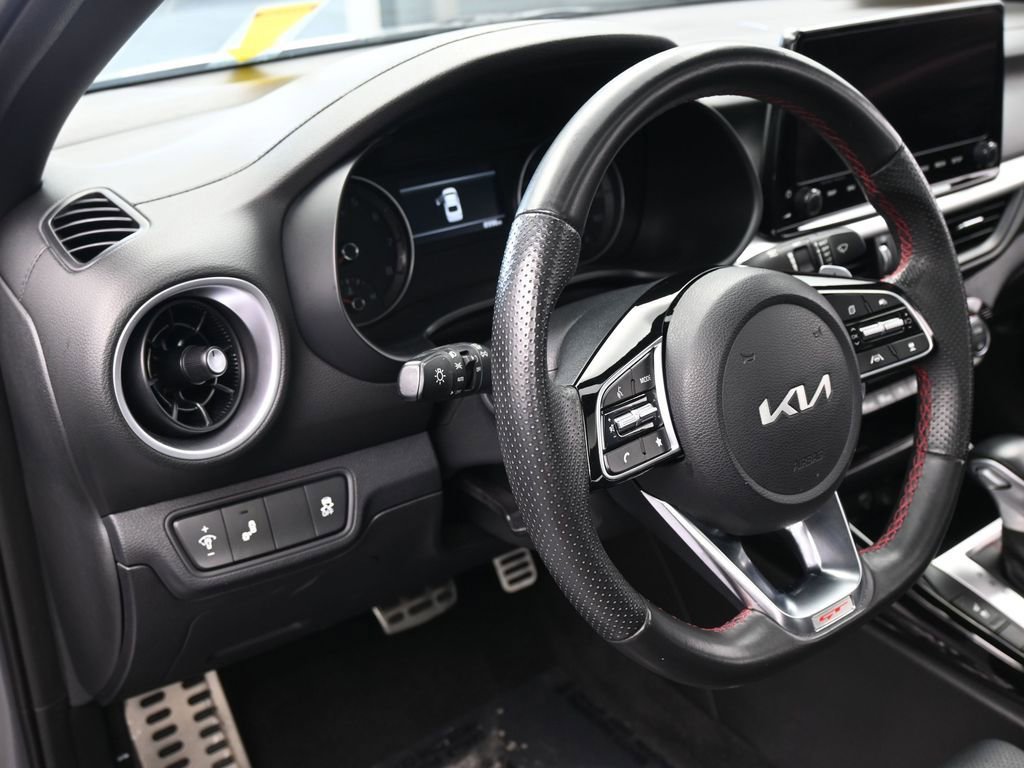 Used 2023 Kia Forte GT w/ GT2 Package image 14