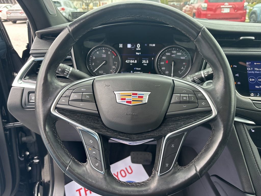 Used 2023 Cadillac XT5 Premium Luxury w/ Technology Package image 13