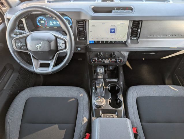 Used 2025 Ford Bronco Big Bend AWD/4WD image 5