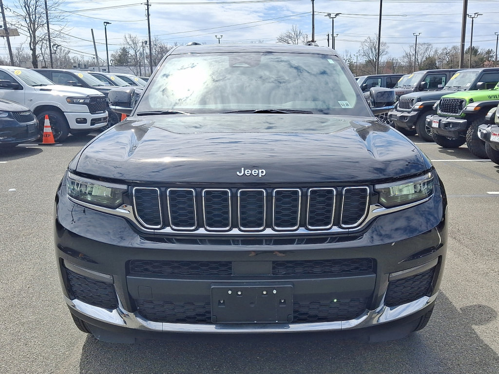 Used 2024 Jeep Grand Cherokee L Limited image 8