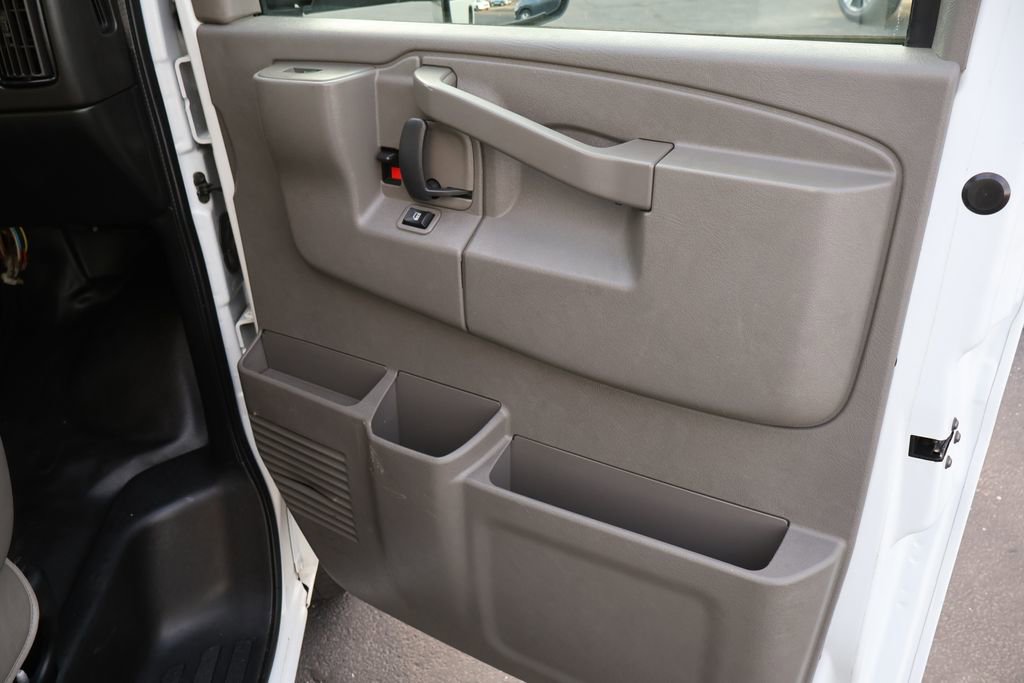Used 2021 Chevrolet Express 3500 w/ Power Convenience Package image 15