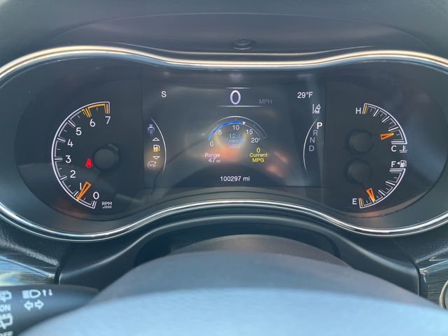 Used 2019 Jeep Grand Cherokee Trailhawk w/ Trailhawk Luxury Group image 34