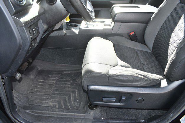 Used 2017 Toyota Tundra SR5 image 15