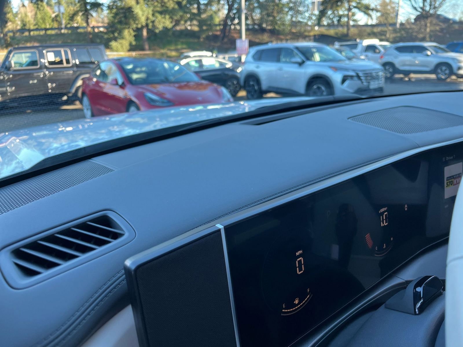 Used 2025 Hyundai Santa Fe SEL image 37