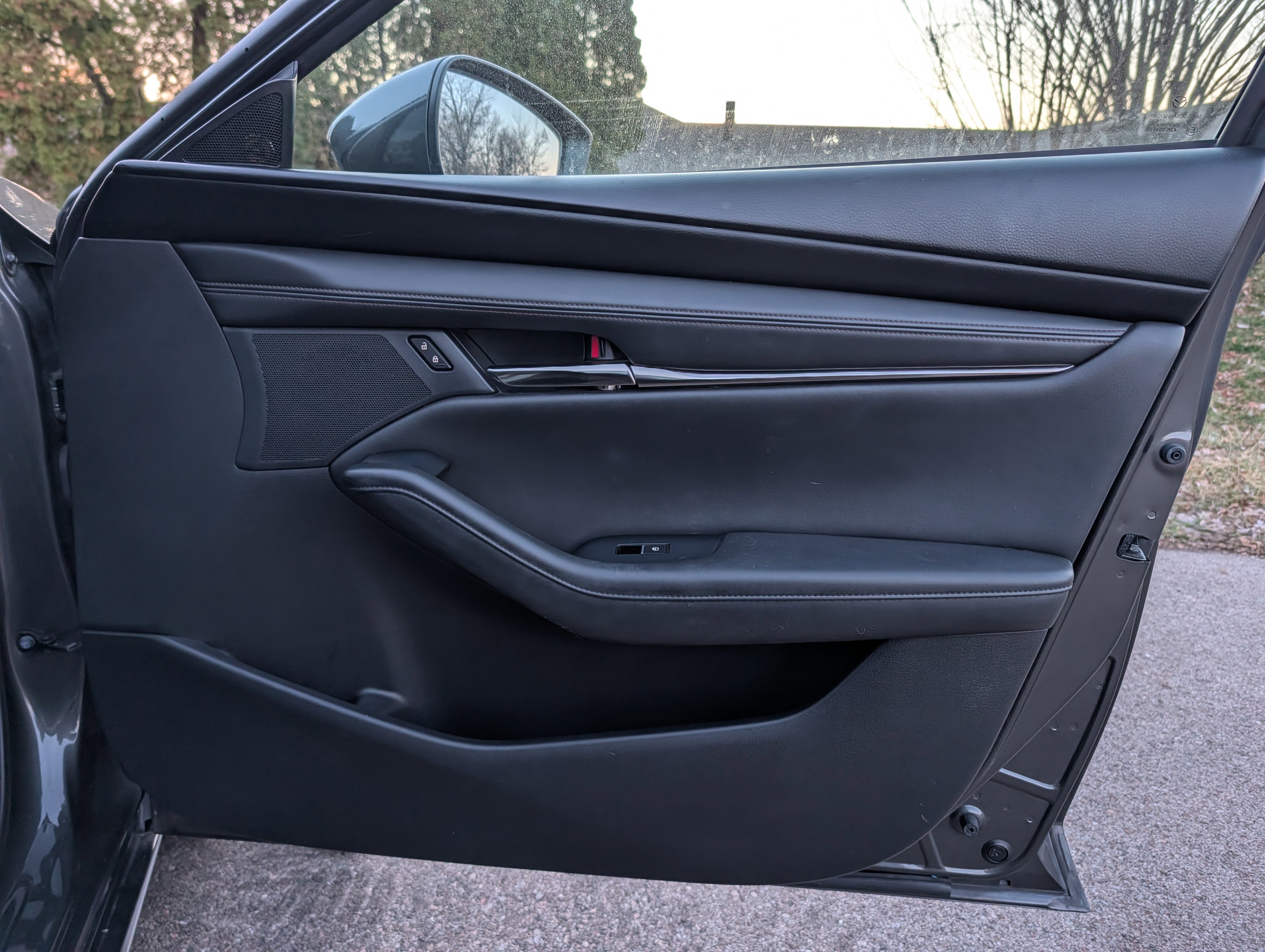 Used 2019 MAZDA MAZDA3 Sedan w/ Select Package image 24