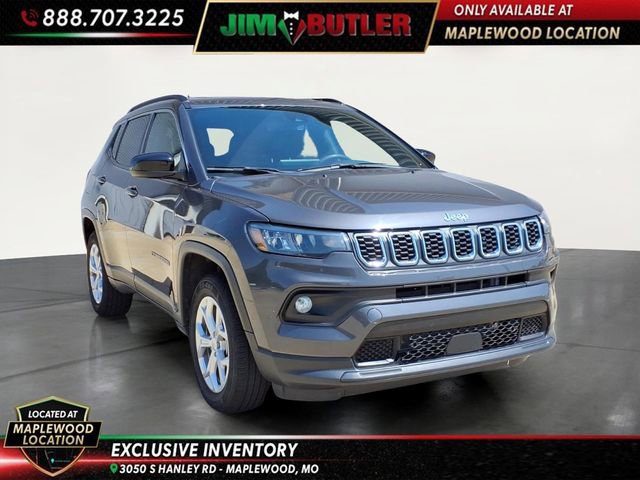Used 2024 Jeep Compass Latitude AWD/4WD image 6